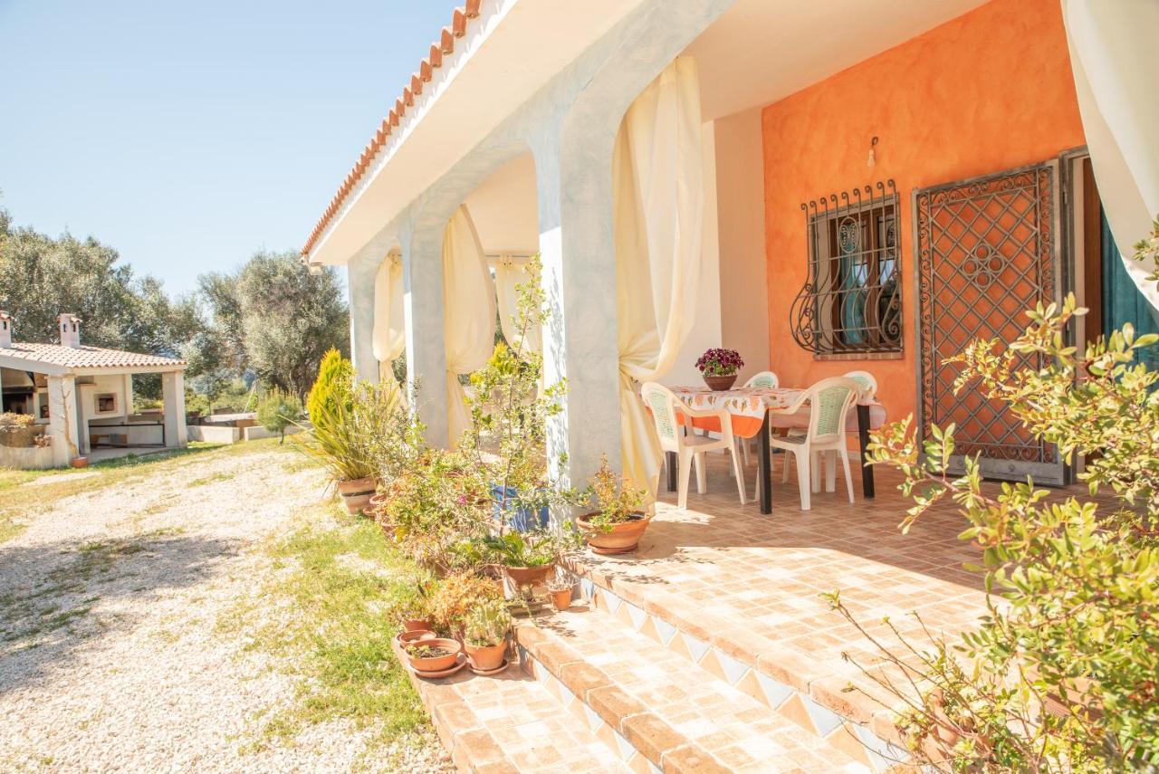 Luna Onifai Exterior photo